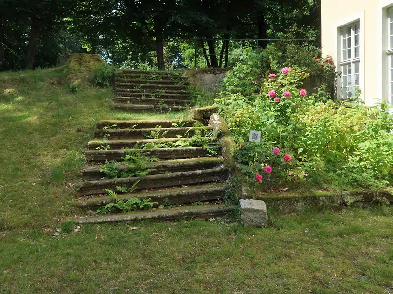 Barockschloss Oberlichtenau, Gartentreppe