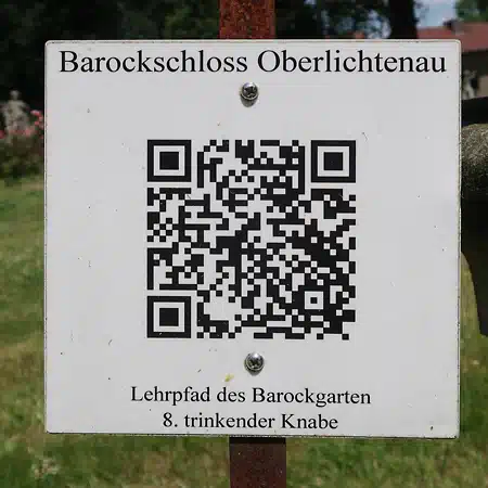 Schlosspark Oberlichtenau, Beispiel QR-Code