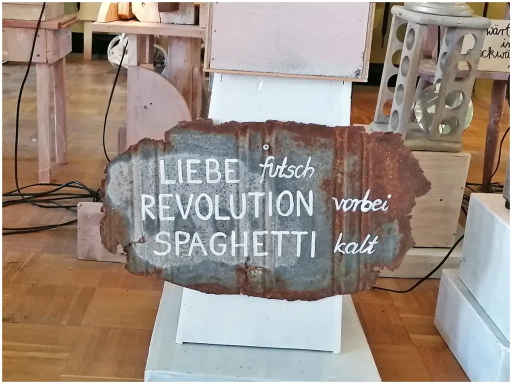 Lügenmuseum Radebeul, Tatsachen