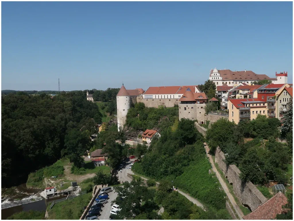 Blick zur Burg + Protschenberg