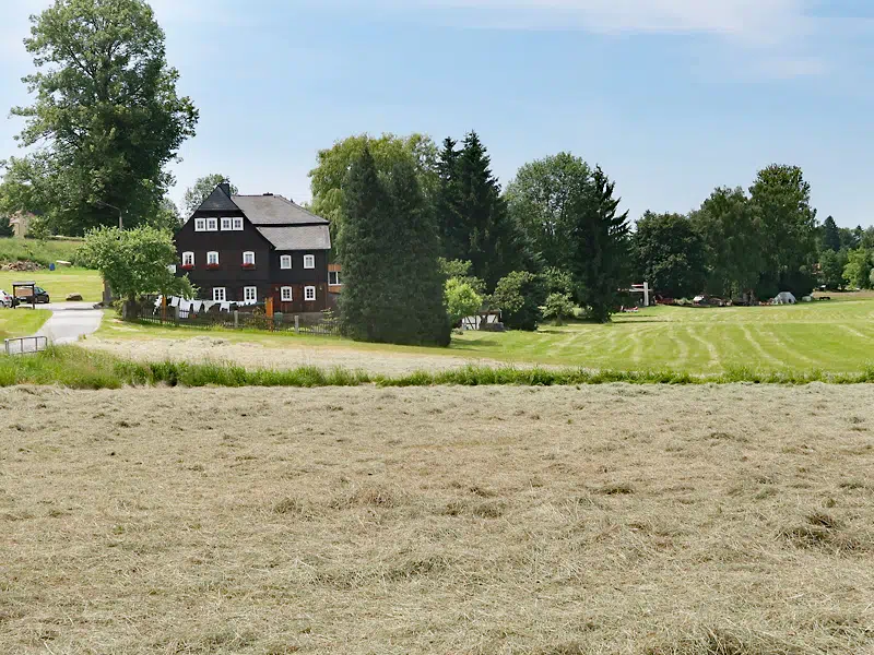 Taubenheim/Spree, Karasek-Haus