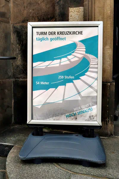 Turm der Kreuzkirche, Aufstieg über 259 Stufen
